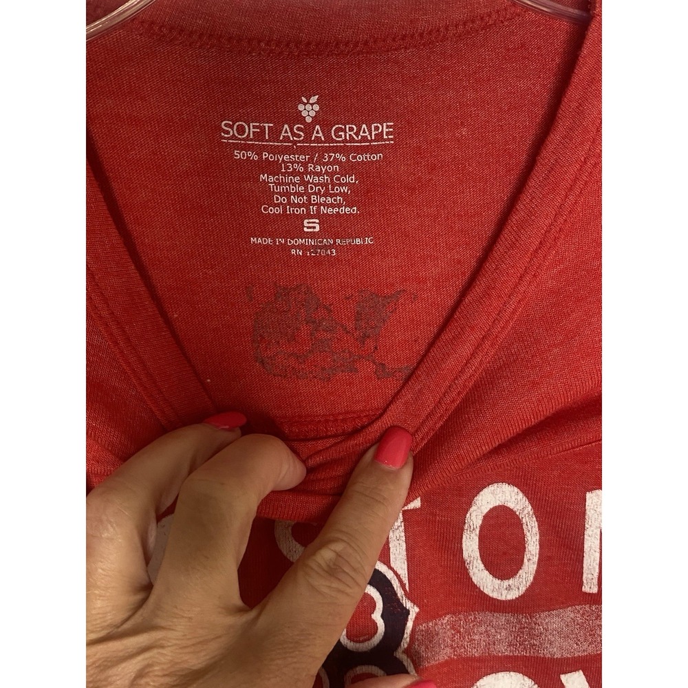 Soft As A Grape MLB Boston Red Sox Womens Small Red Short Sleeve Shirt - Picture 3 of 4